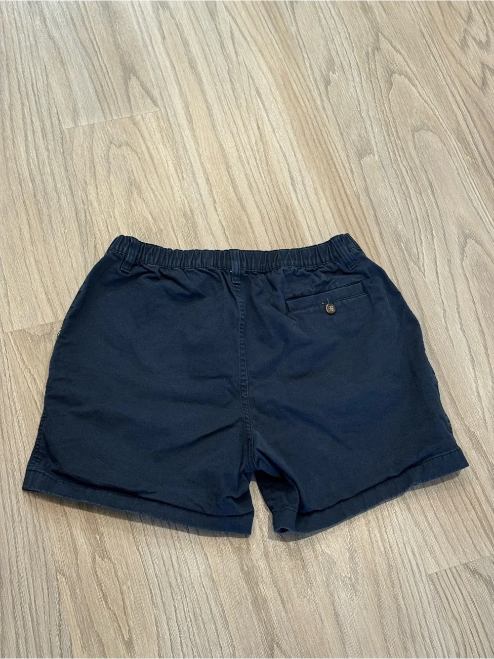 Chubbies Cobblestone 5.5 Inseam Shorts Men’s Large Navy Blue